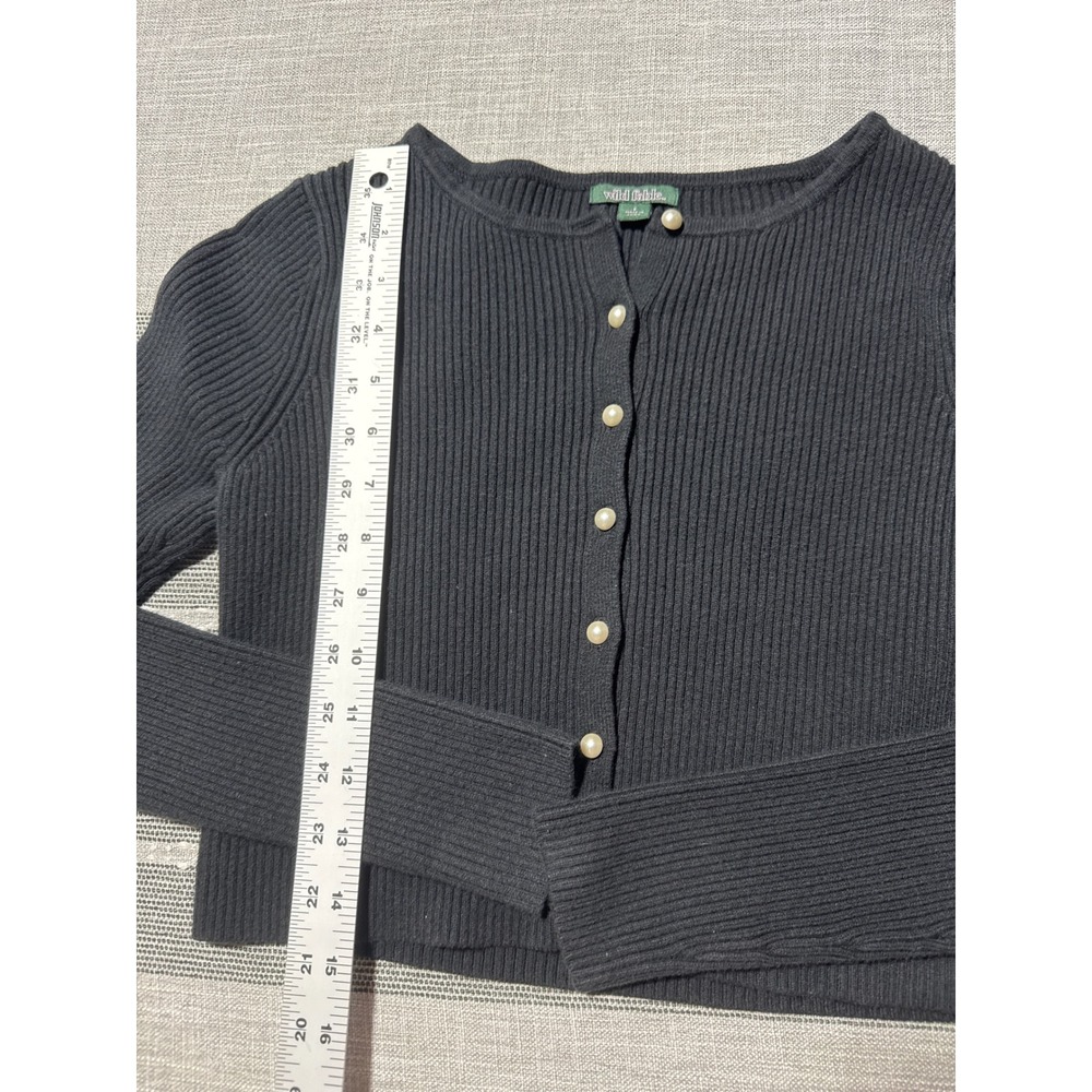 Wild Fable‎ Black Ribbed Button Up Cropped Cardigan Sweater Womens Small - Picture 3 of 6
